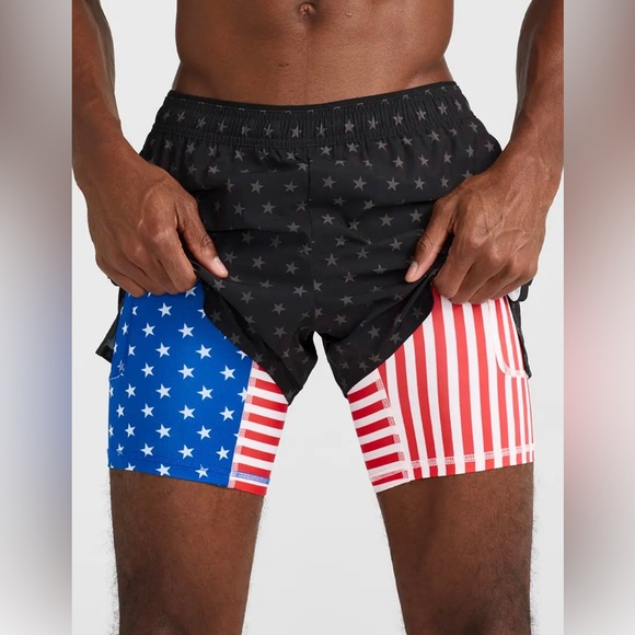 chubbies Other - Chubbies Sho Danger Zone 5.5” Inseam Star Pattern 4 Way Stretch Sport Shorts